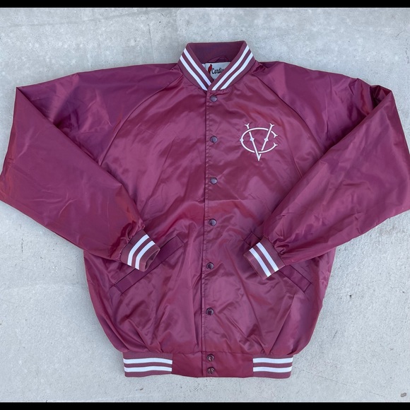 2018 VIDCON 9 Creator Embroidered Burgundy Satin Jacket Cardinal size medium - Picture 7 of 10